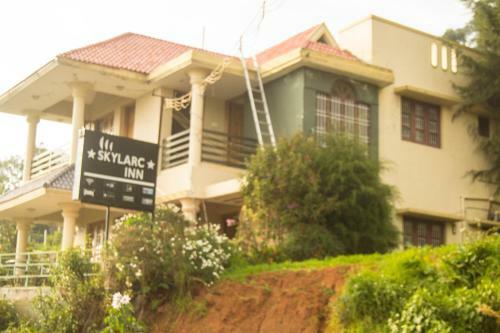 Skylarc Inn