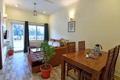 Hotel Clarks Residences Bhowali
