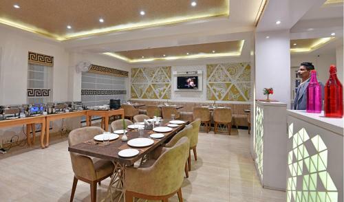 Hotel Clarks Residences Bhowali
