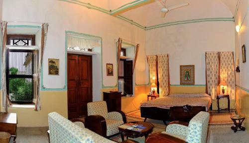 Hotel Neemrana's - Piramal Haveli
