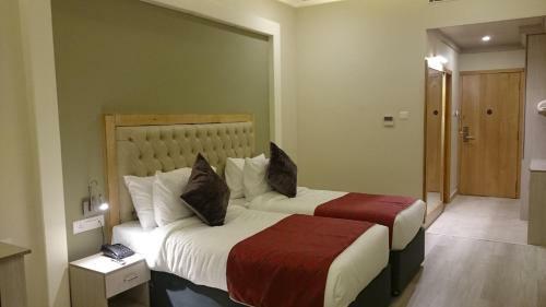 Mango Hotels Naveen