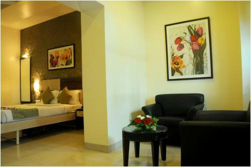 Hotel Jk Rooms 104 Nr Pune Station