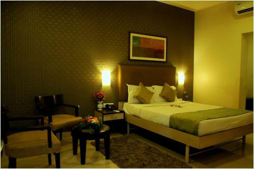 Hotel Jk Rooms 104 Nr Pune Station