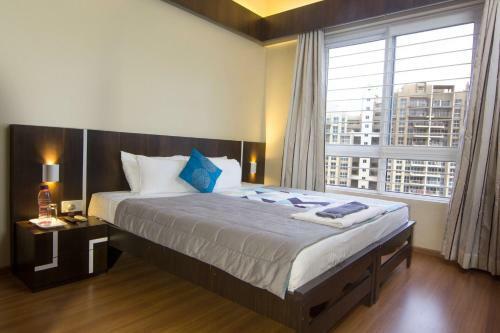 Hostal Amanora Park Town