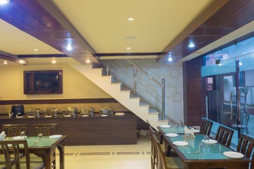 Hotel Ginger Katra