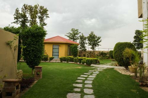 Hotel Aravali Resorts