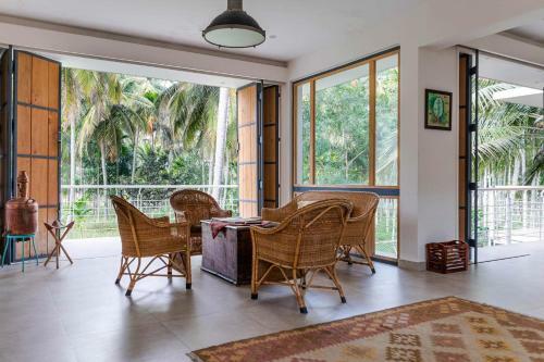 Hostal Davey's Townhouse By Vista Rooms