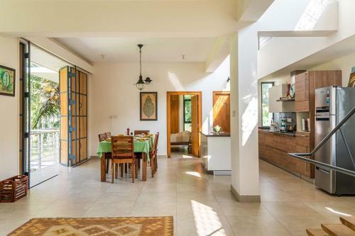 Hostal Davey's Townhouse By Vista Rooms