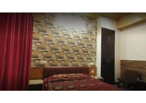 Hotel Wonderful Stay At The Mall Road