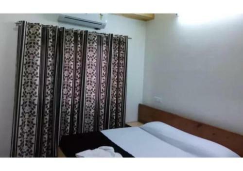 Hotel Wonderful Stay At The Mall Road