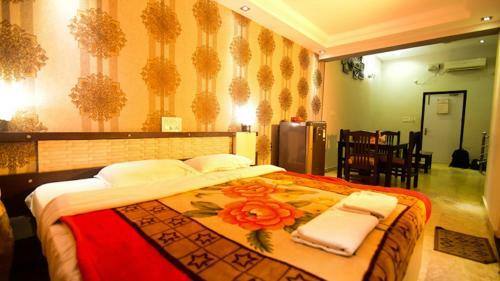 Ashlesh Hotel