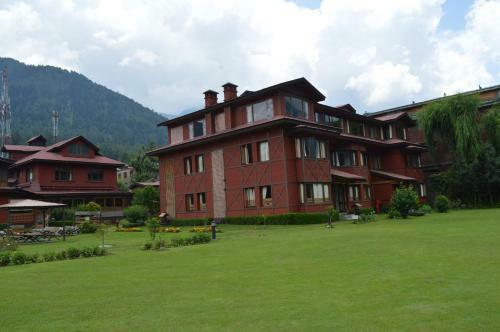 Pahalgam Hotel