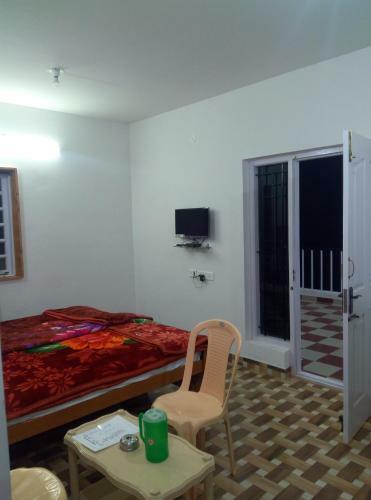 Hotel Vignesh Holiday Inn