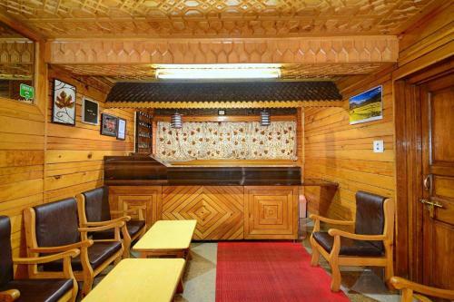 Hotel Affarwat