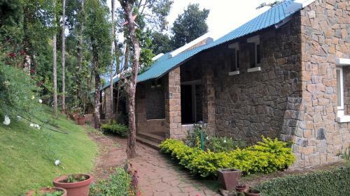 Hotel Kaivalyam Wellness Retreat