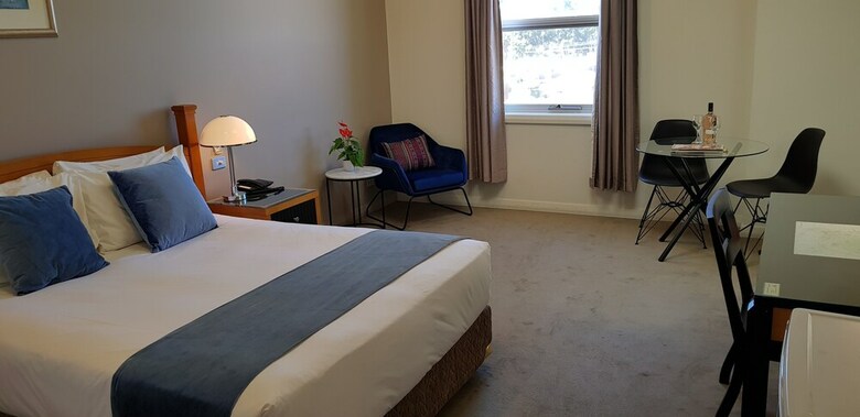The Grand Motel