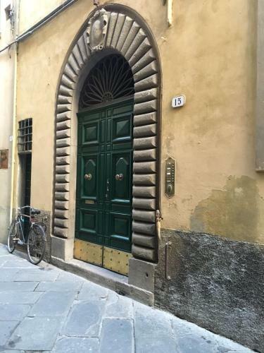 Santori Apartment