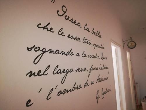 Hostal Ivrea La Bella