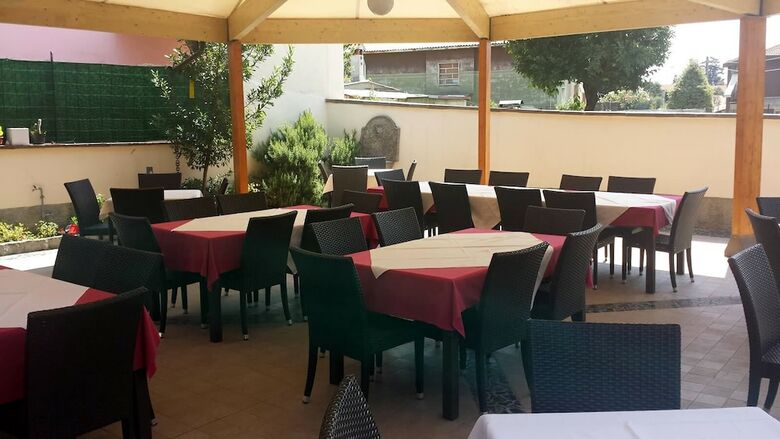 Hotel Albergo Roman�