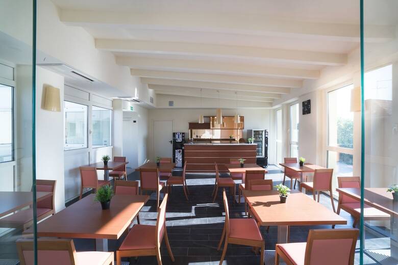 Hotel Giallo