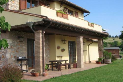 San Terenziano Villa Sleeps 6 Pool Wifi