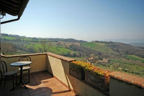 San Terenziano Villa Sleeps 6 Pool Wifi