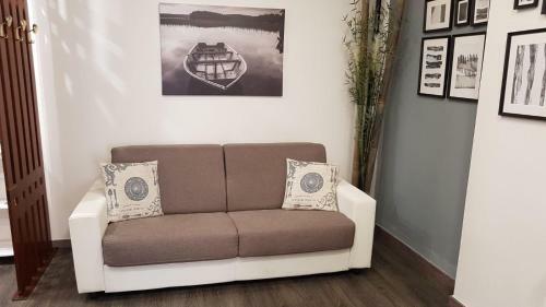 Queen Apartment Bb