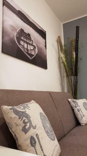Queen Apartment Bb