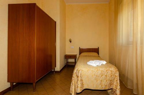 Hotel Holiday