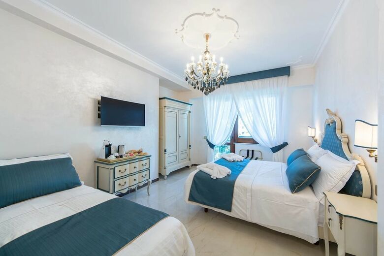 Hostal B&B Palazzo Montesanto