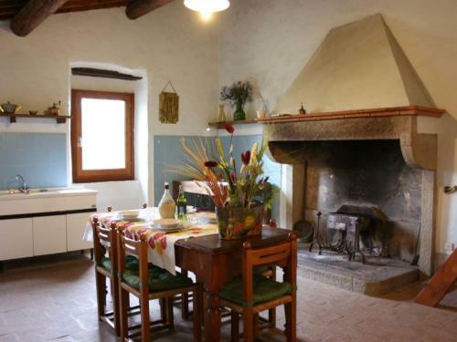Pieve San Giovanni Villa Sleeps 7 Pool Wifi