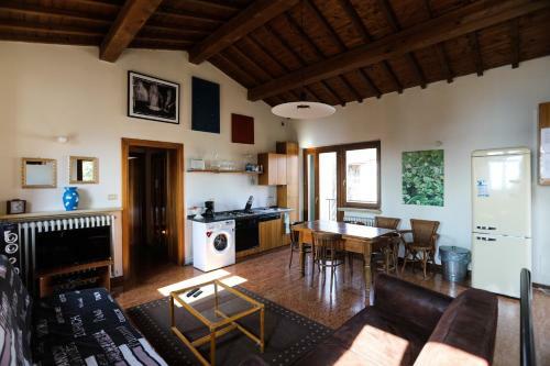 Merlo Nero Apartments