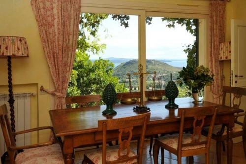 Cala Galera Villa Sleeps 10 Pool Air Con Wifi