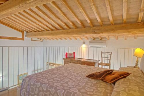 Ponte A Bozzone Villa Sleeps 4 Air Con Wifi