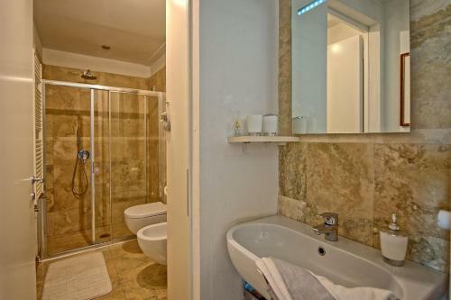 Ponte A Bozzone Villa Sleeps 4 Air Con Wifi