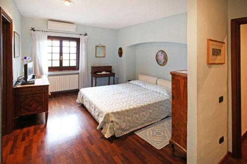 Olbia Villa Sleeps 14 Pool Air Con Wifi