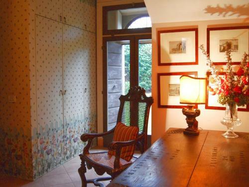 Spacious Villa In Capriolo Near Lake