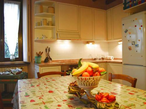 Spacious Villa In Capriolo Near Lake