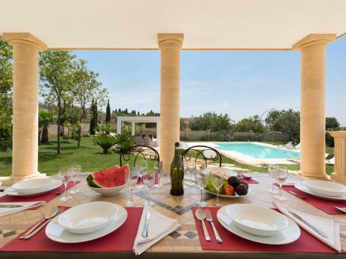 Parabita Villa Sleeps 12 Pool Air Con Wifi