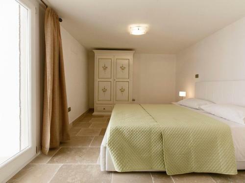 Parabita Villa Sleeps 12 Pool Air Con Wifi