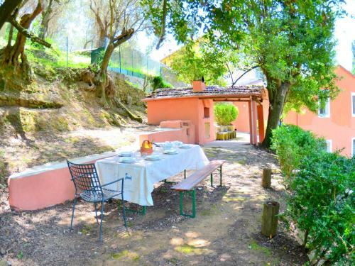 Beautiful Cottage In Massarosa With Lake View