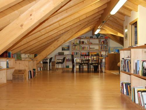 Expansive Holiday Home In Monclassico Tyrol With Garden