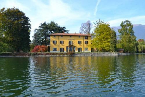 Annone Di Brianza Villa Sleeps 18 Pool Air Con Wifi