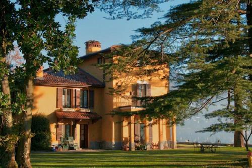 Annone Di Brianza Villa Sleeps 18 Pool Air Con Wifi
