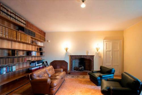 Annone Di Brianza Villa Sleeps 18 Pool Air Con Wifi