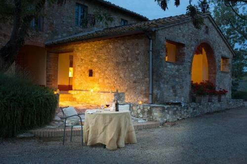 Lilliano Villa Sleeps 12 Pool Air Con Wifi