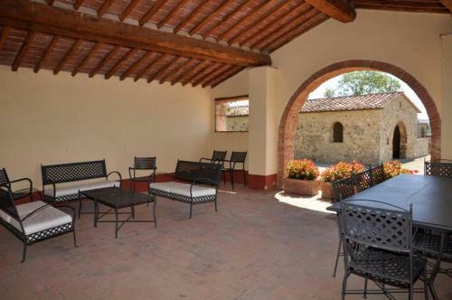 Lilliano Villa Sleeps 12 Pool Air Con Wifi