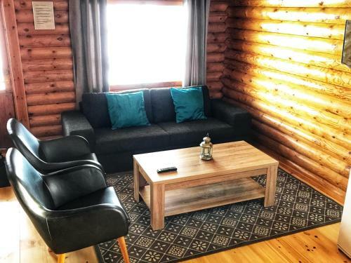 Hostal Brimnes Bungalows