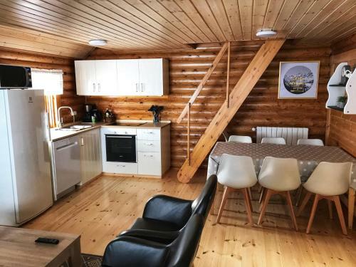 Hostal Brimnes Bungalows