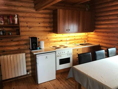 Hostal Brimnes Bungalows